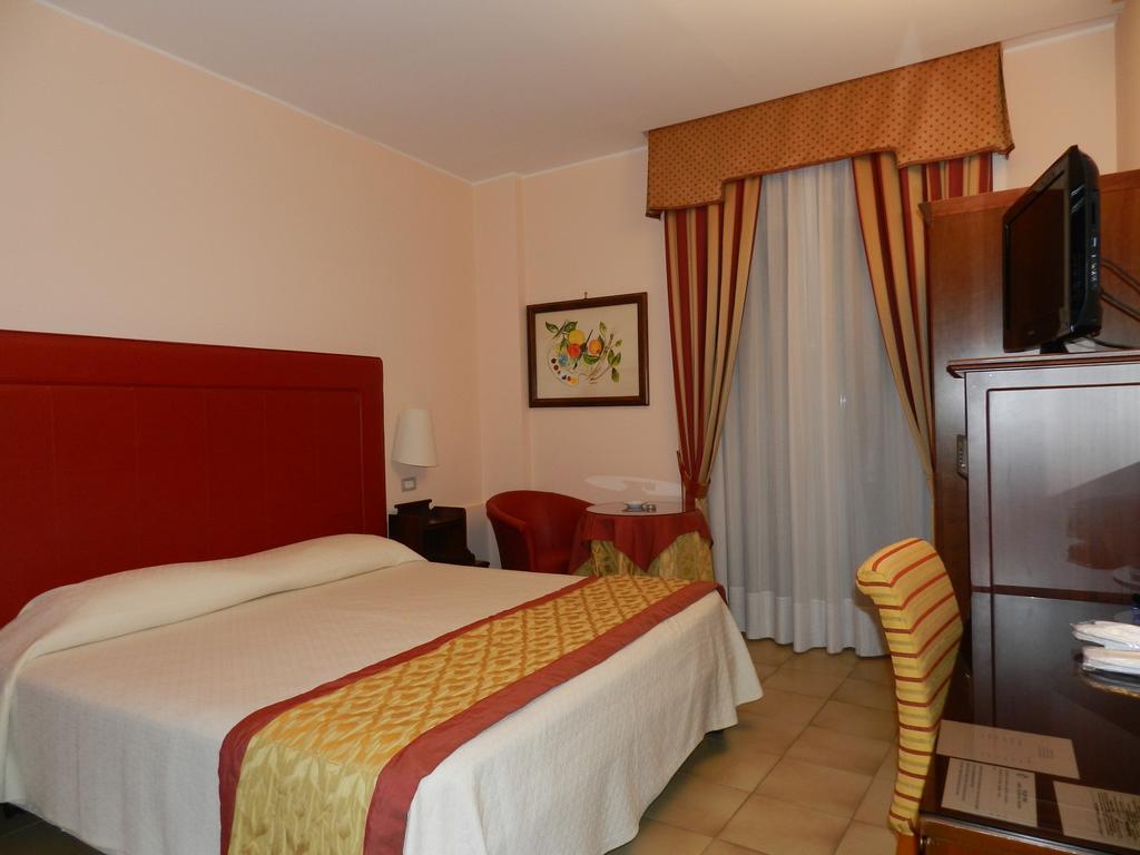 Hotel Il Mulino Capo d'Orlando Ngoại thất bức ảnh